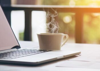 Yeni bir dergi denemesi: Port Art İstanbul